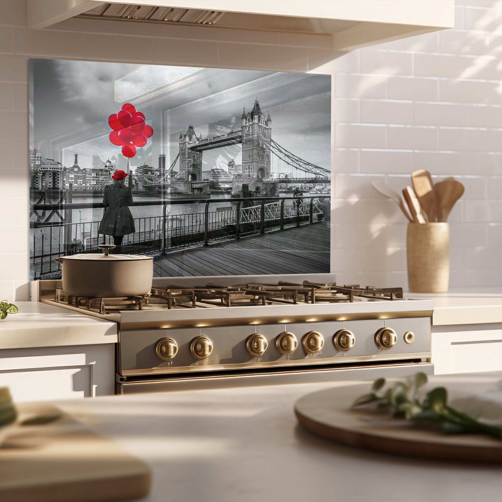 London Tower Bridge Glass Backsplash – Red Balloons Urban Kitchen Panel