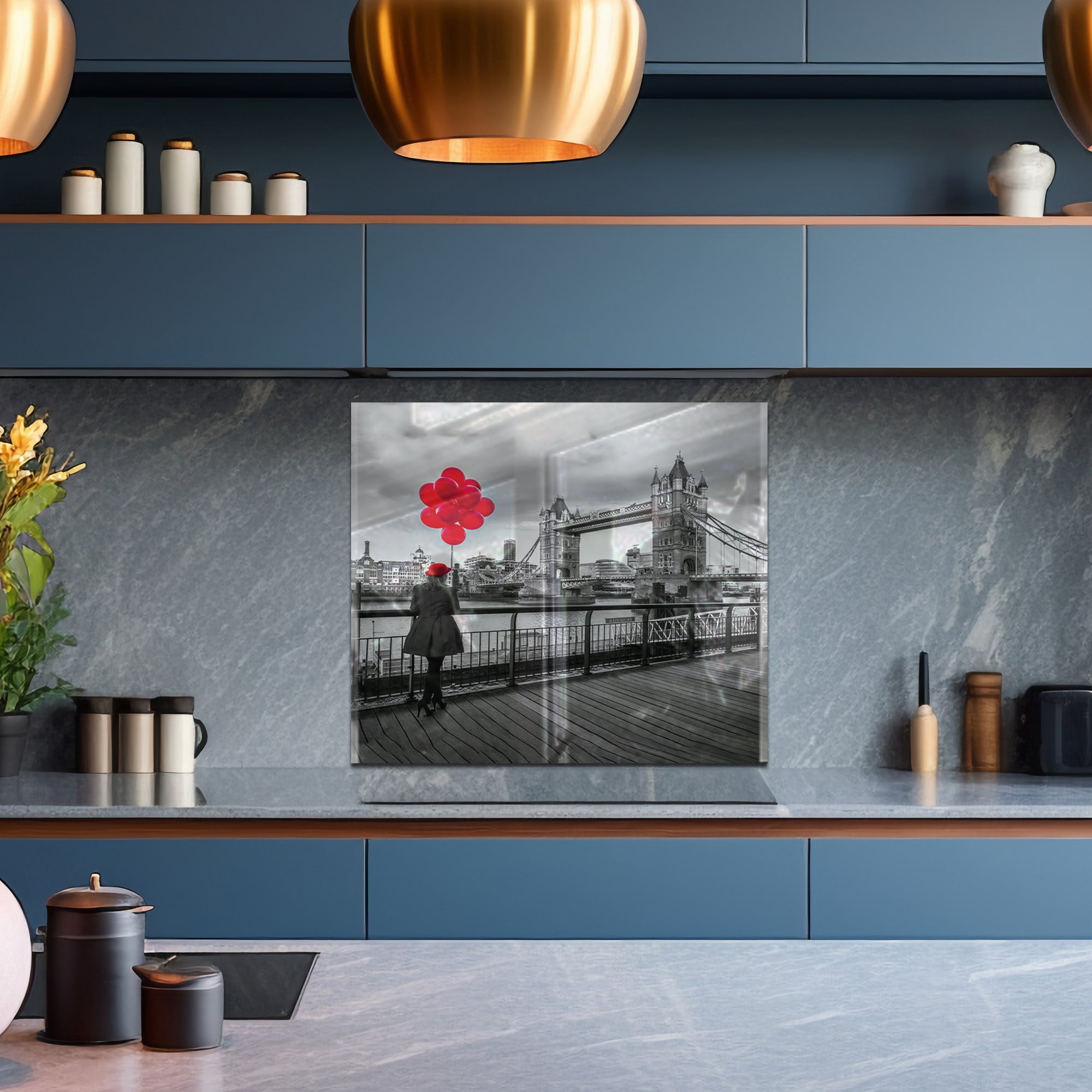 London Tower Bridge Glass Backsplash – Red Balloons Urban Kitchen Panel