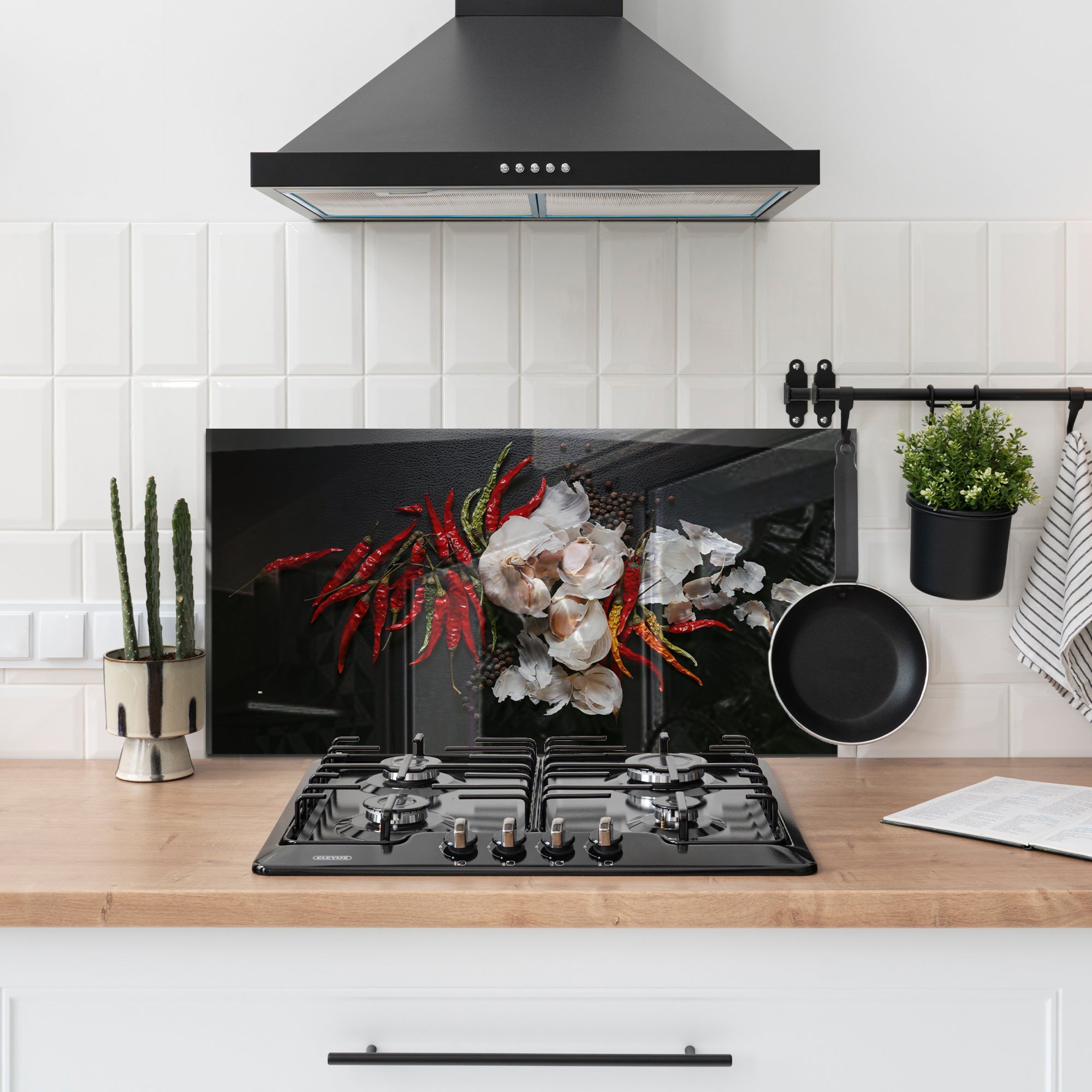 Chili & Garlic Tempered Glass Backsplash – Bold Spicy Kitchen Wall Panel