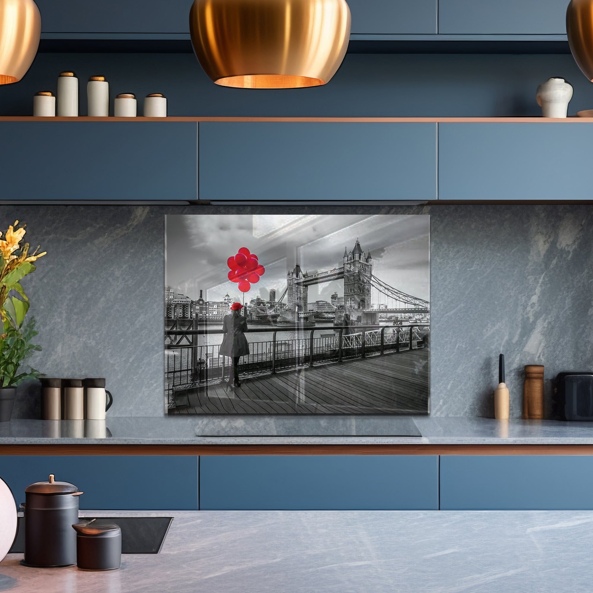 London Tower Bridge Glass Backsplash – Red Balloons Urban Kitchen Panel